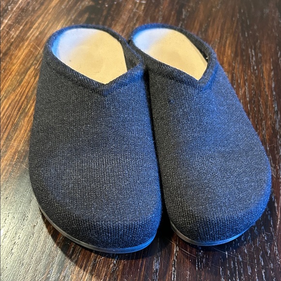 Rothy Navy The Casual Clogs - Picture 2 of 6